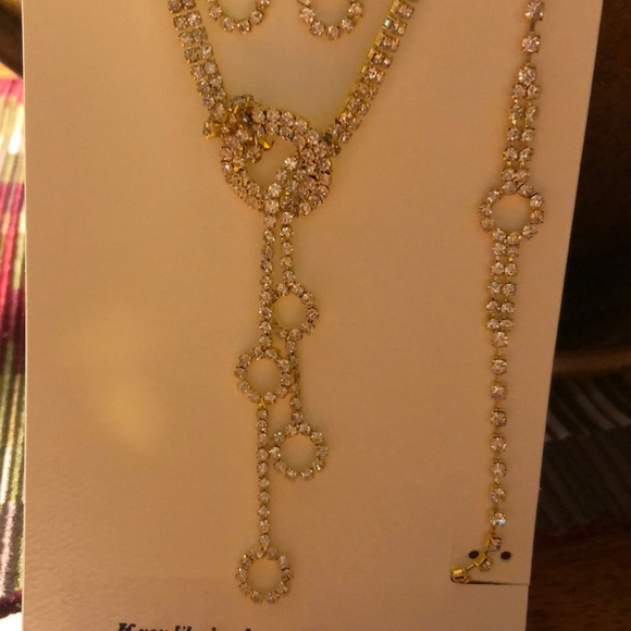 Necklace earrings set - Picture 3 of 4